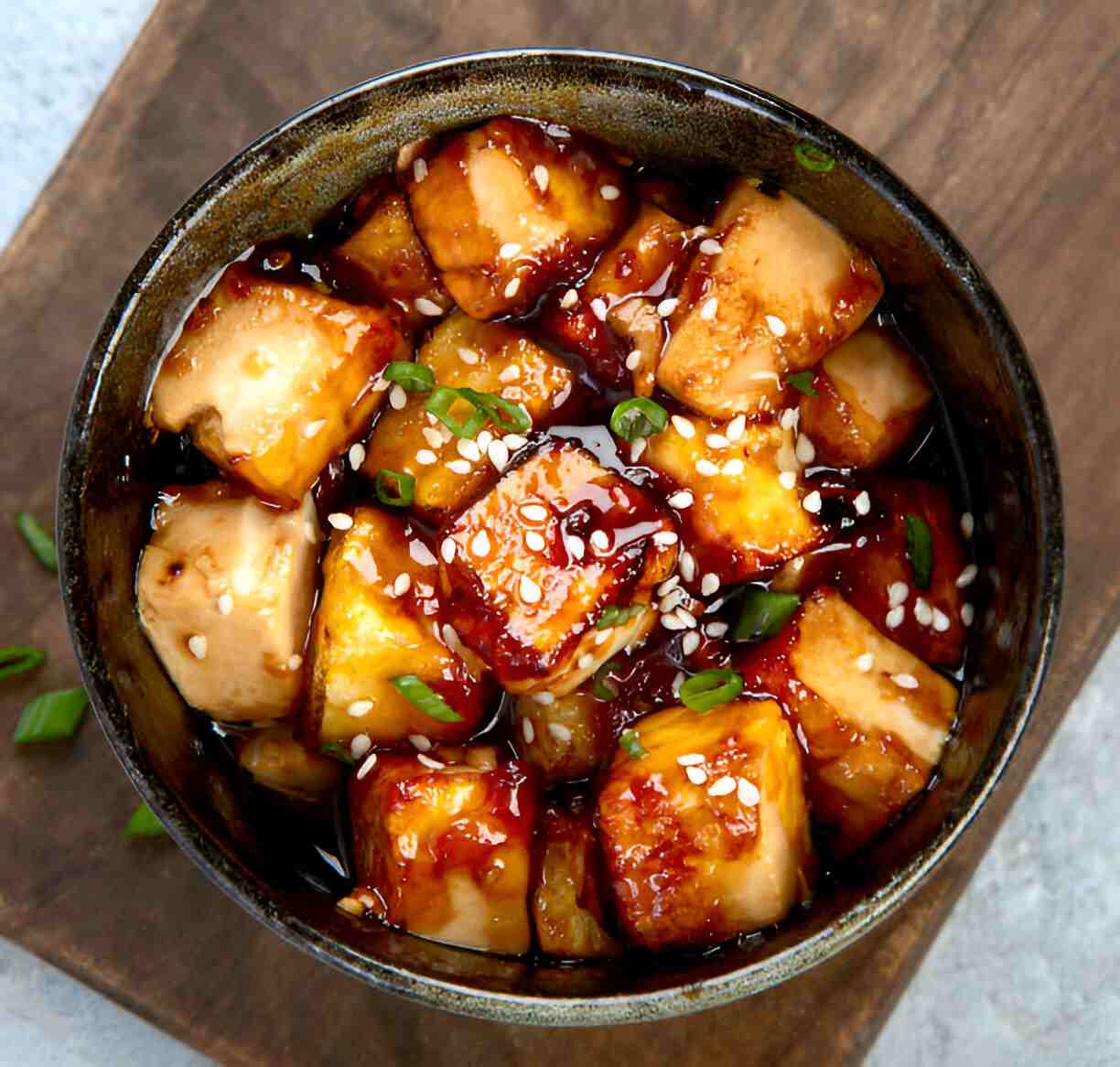 Knusprig gebackener Sesam-Tofu