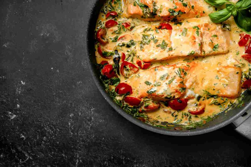 Ofenlachs mit Spinat und Tomaten