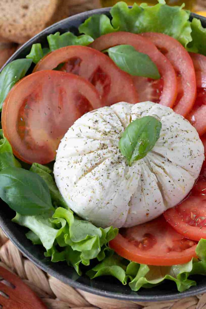 Tomaten Burrata Salat