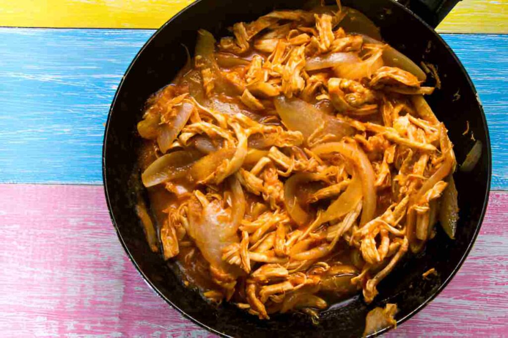 Geschreddertes Huhn aus dem holländischen Ofen
