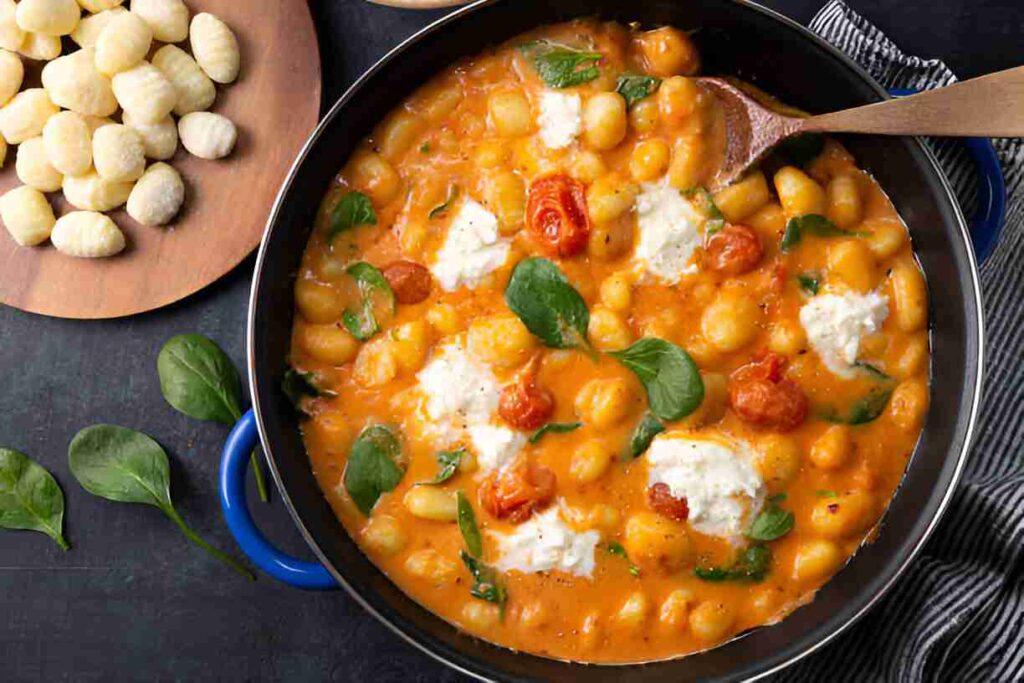 Gnocchi Auflauf mit Spinat, Tomate und Mozzarella