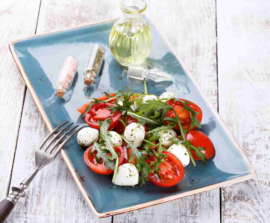 Tomaten-Mozzarella-Salat