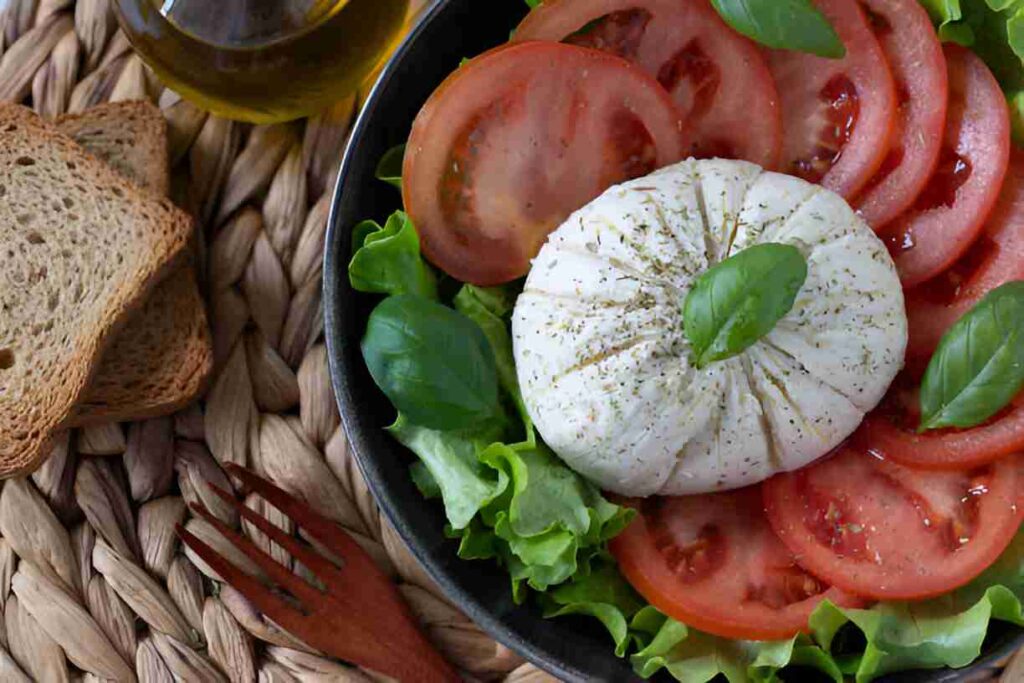 Tomaten Burrata Salat