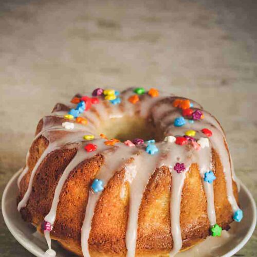 Fluffiger Eierlikörkuchen