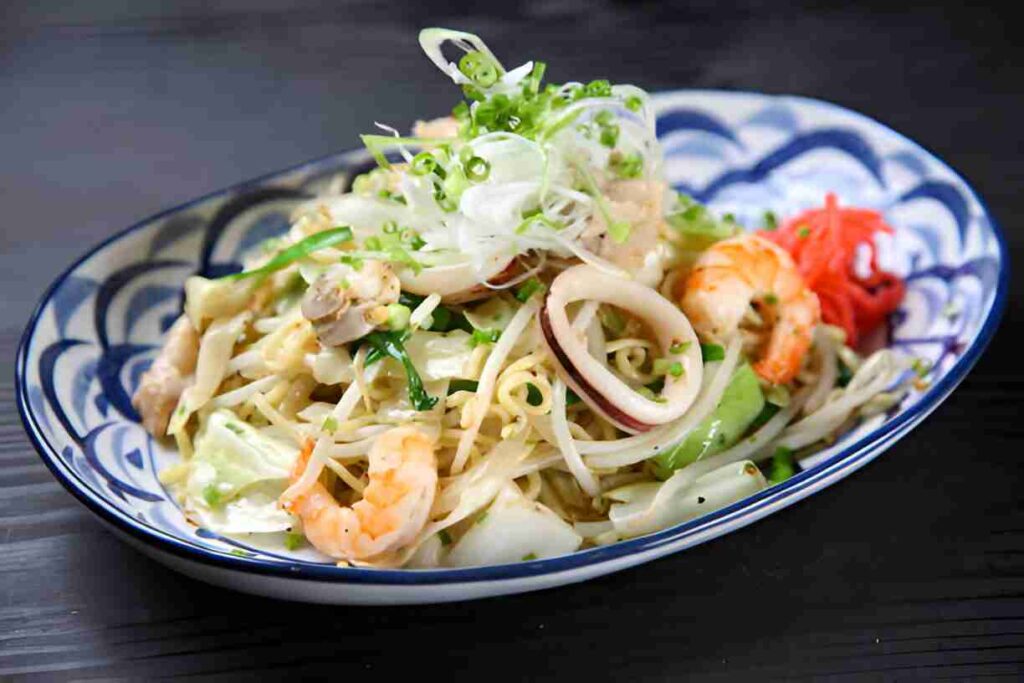 Shio-Zitronen-Meeresfrüchte-Yakisoba