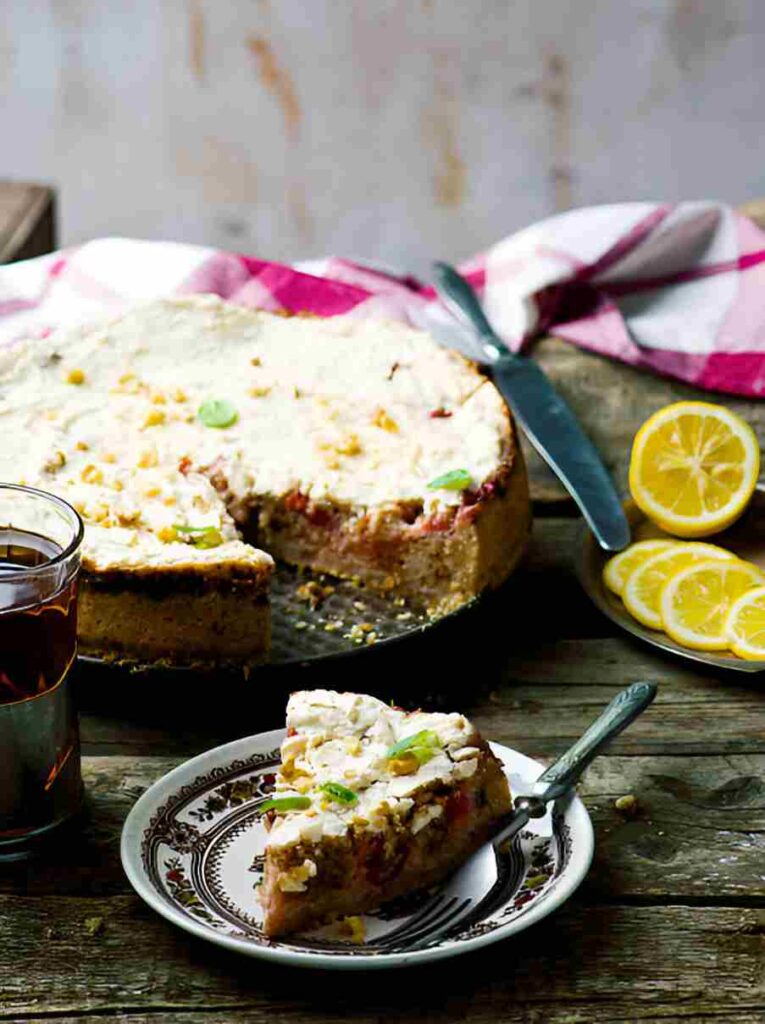 Rhabarberkuchen mit Schmand-Creme